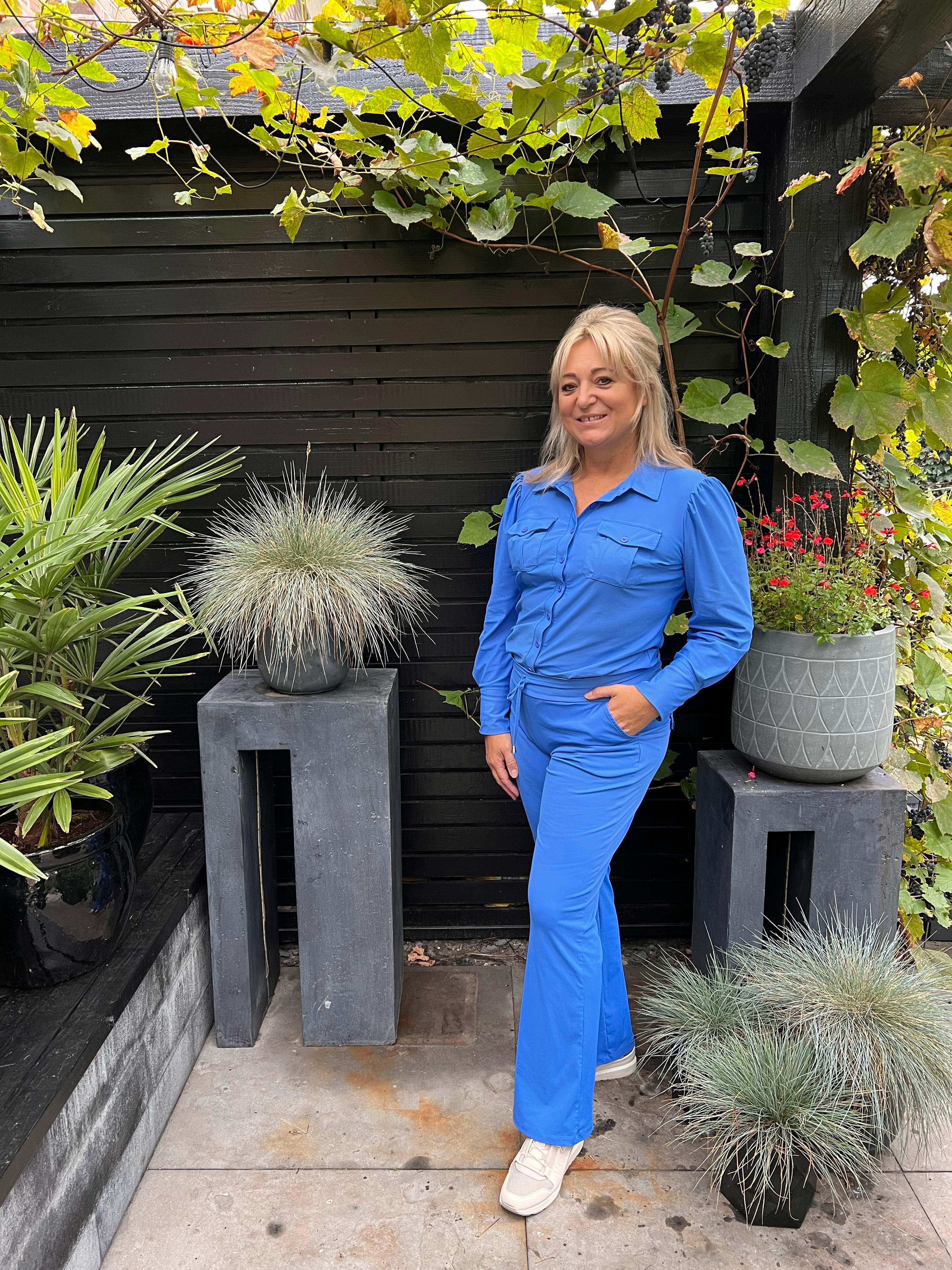 Cobalt classic straight-leg