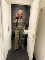 Load image into Gallery viewer, V hals beige leopard
