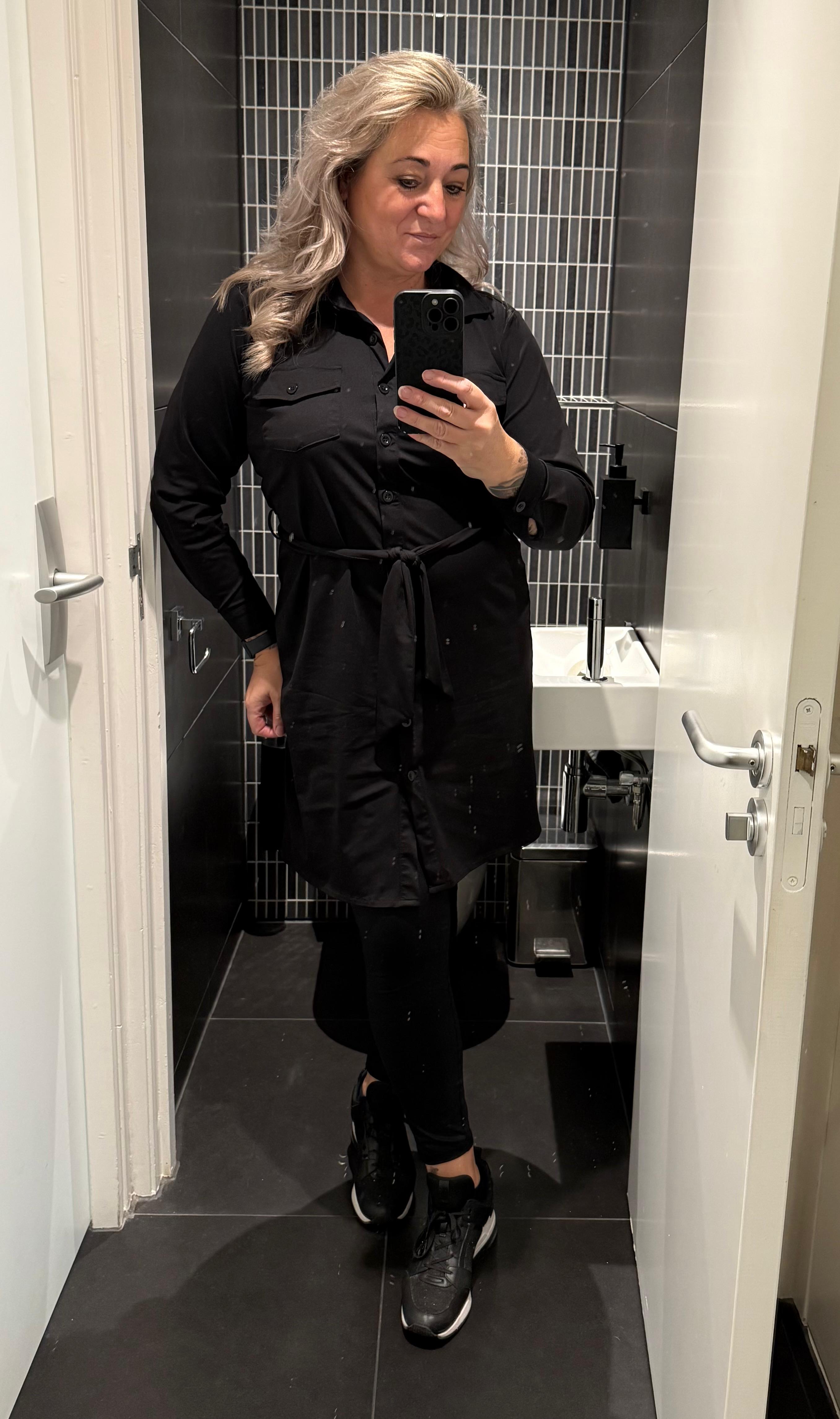 MAGIC Bodyfashion - Leather Look Leggings - Black