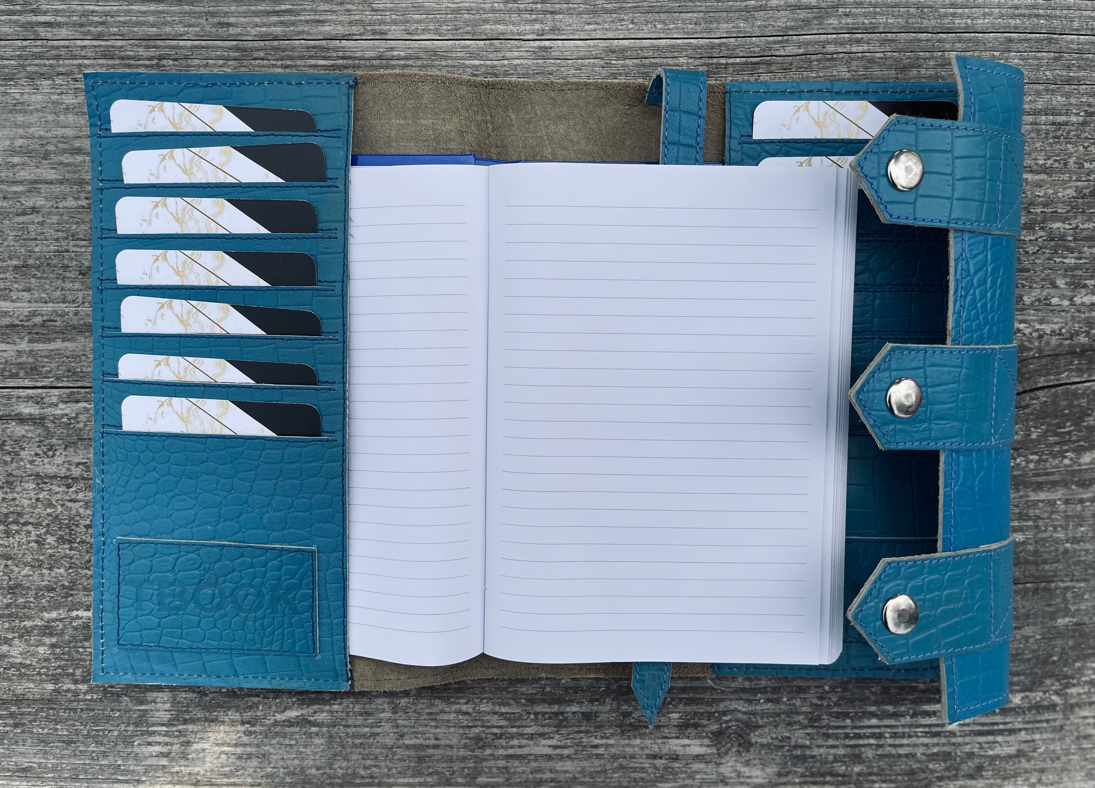 T-Book croco turquoise